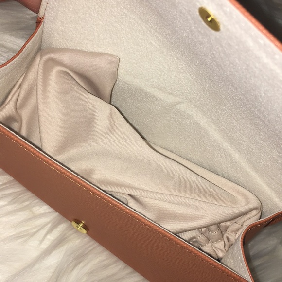 ☀️ New Item- Tory Burch SunGlasses ☀️ - Picture 6 of 6